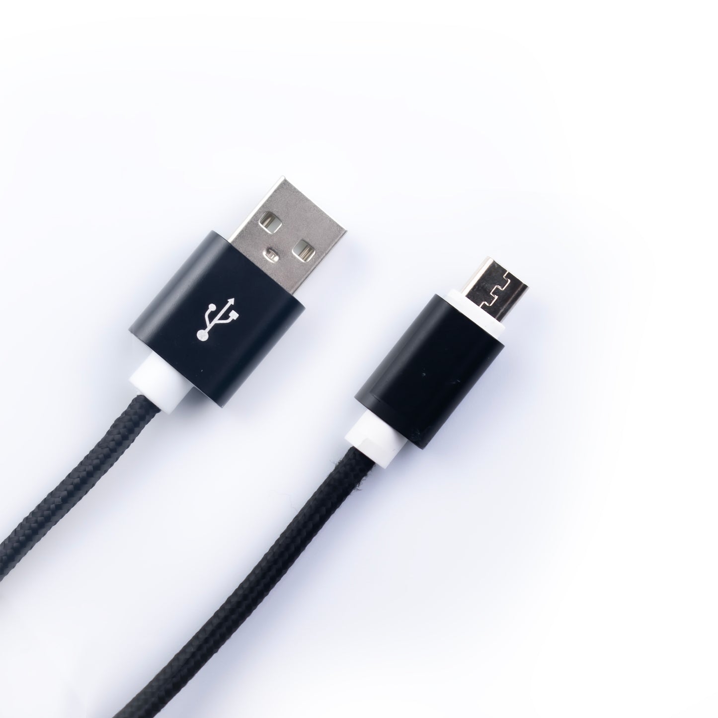 main image of the SKNS Micro usb cable with nylon braid on white background in black